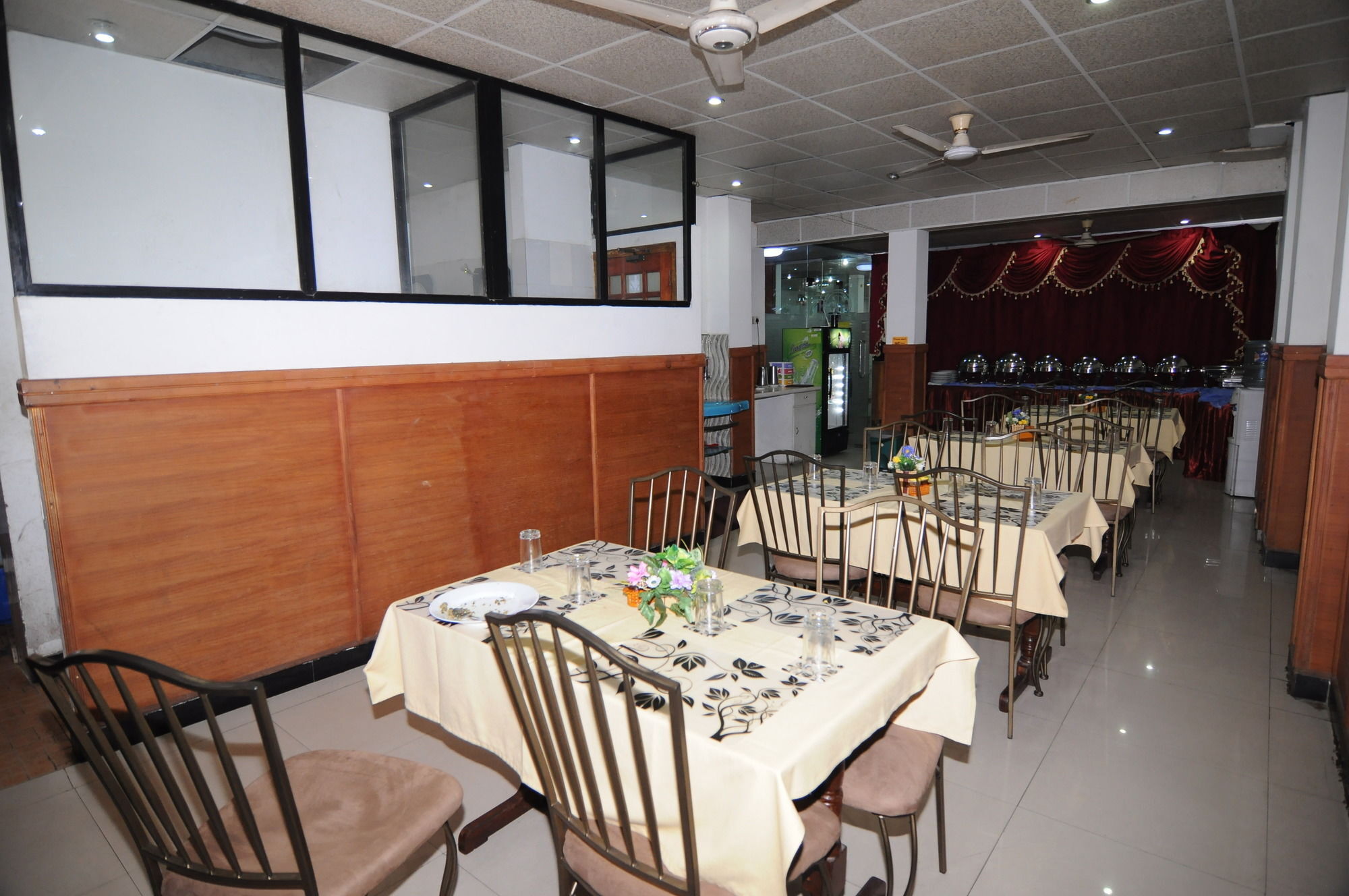 Brighten Hotel Colombo Exterior photo